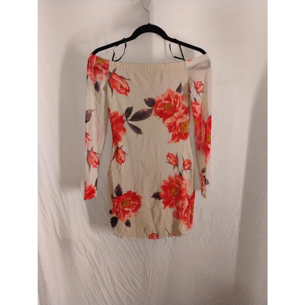 Forever 21 Nude Floral Bodycon Size Medium